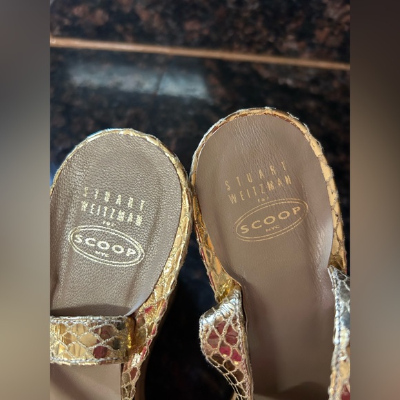 Stuart Weitzman metallic Gold snake print cork espadrilles ankle buckle strap 9 - Picture 4 of 10